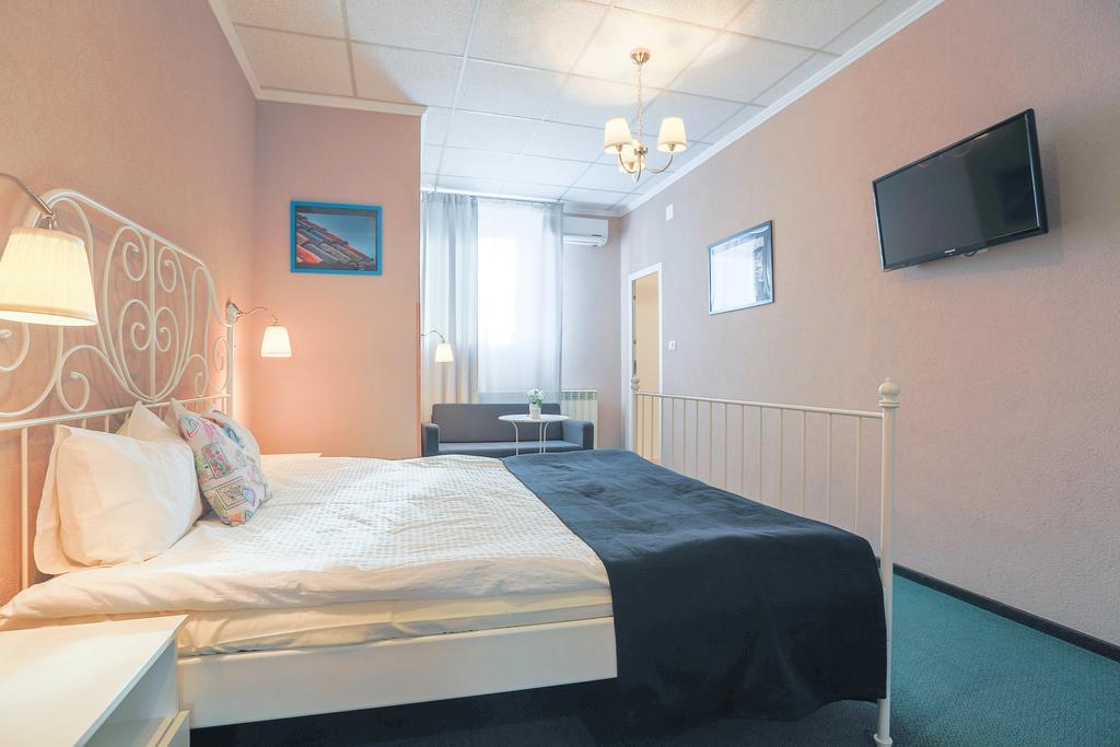 Artmotel & Bistro Haţeg Rum bild